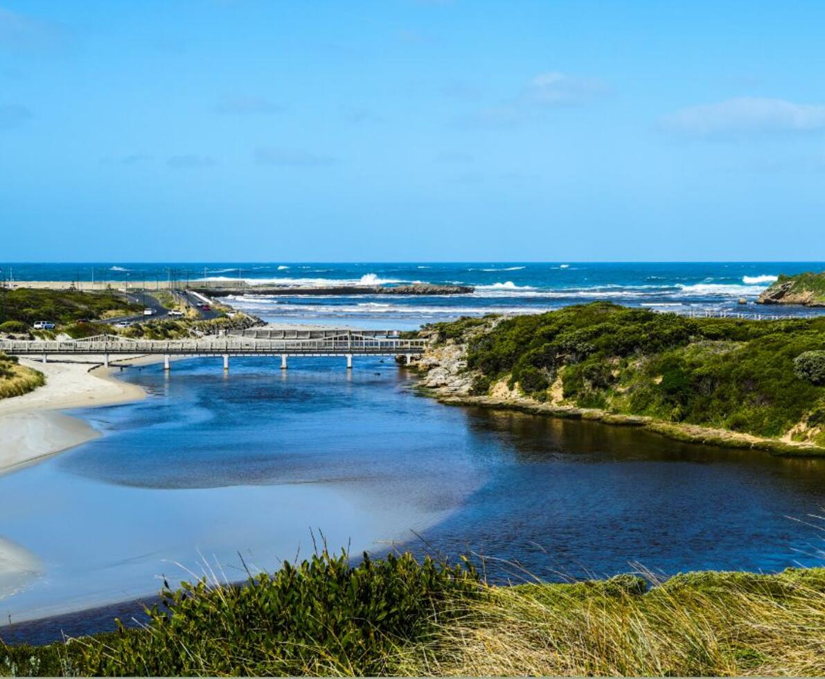 Coastal scenery near the Warrnambool breakwater, Victoria, Australia