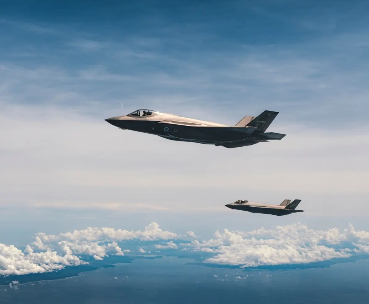 © Commonwealth of Australia, Department of Defence